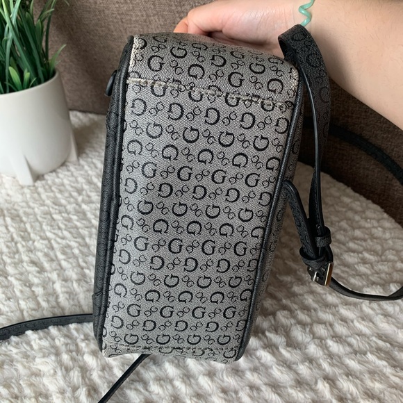 Guess backpack - Picture 9 of 11